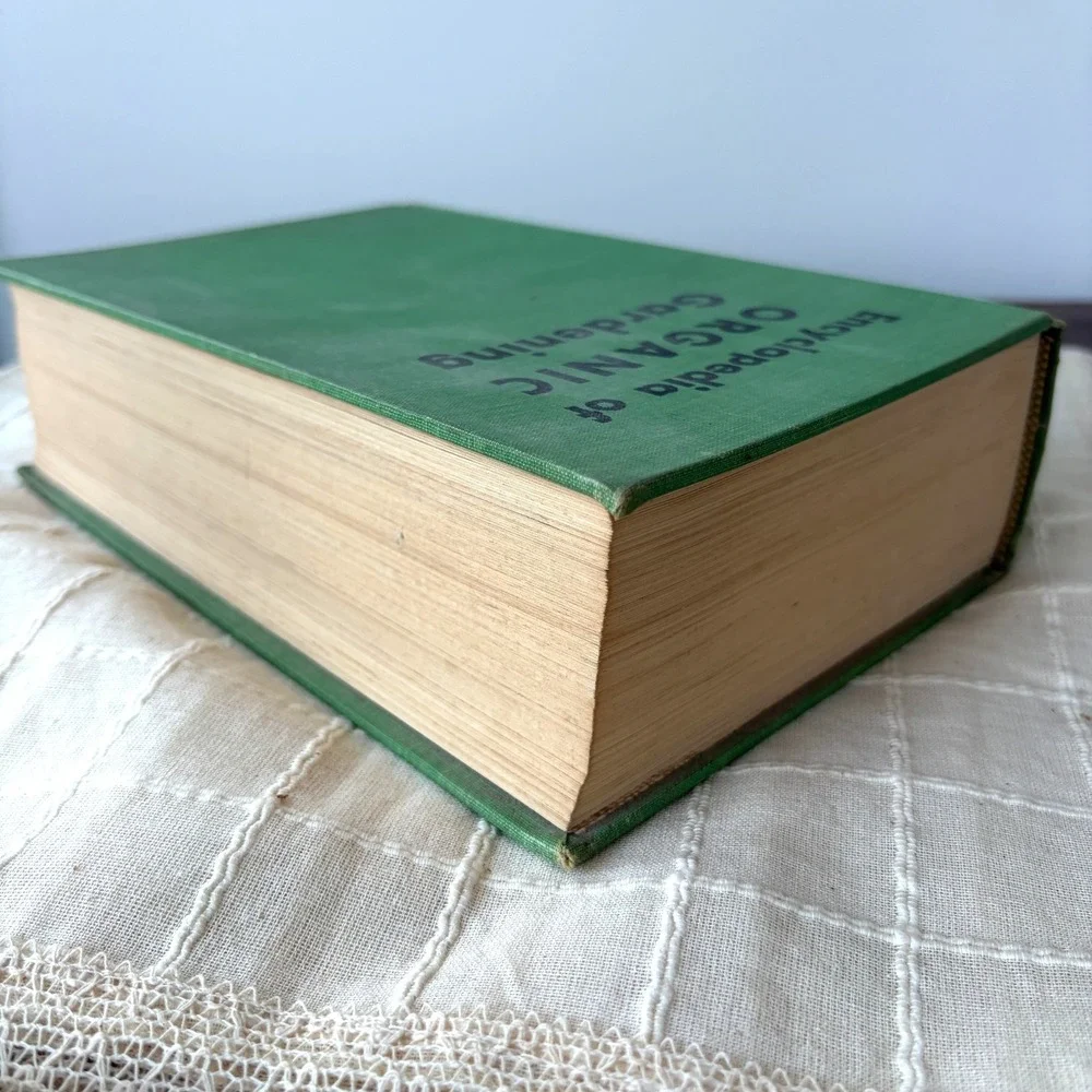 Encyclopedia of Organic Gardening J. I. Rodale 1970 Vintage Hardcover Green Book